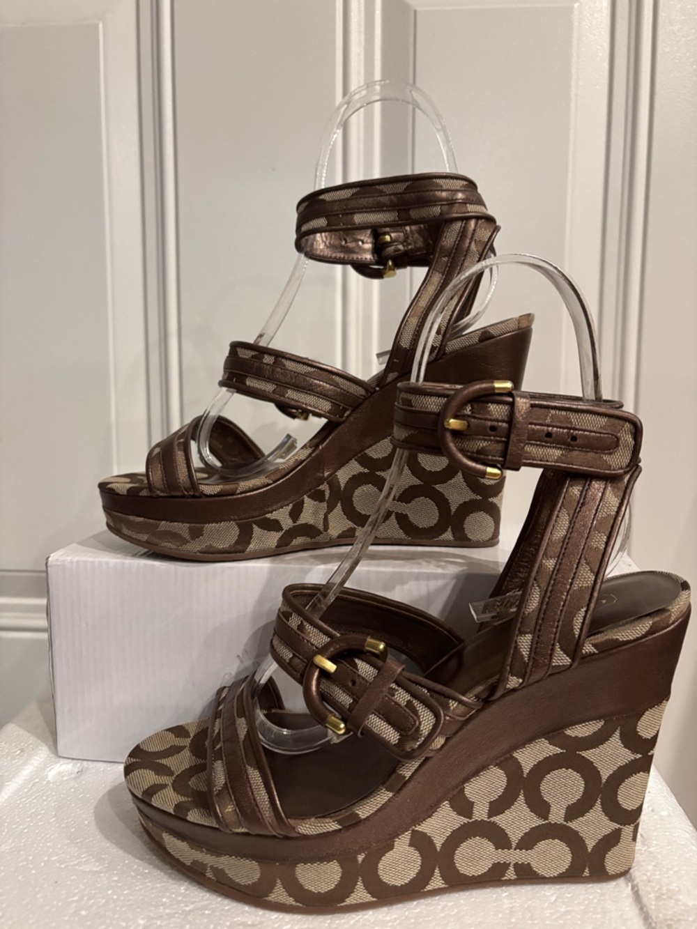 Coach Marlee Wedge Sandals Signature Canvas Pattern Khaki Brown Size 8 - Picture 4 of 13